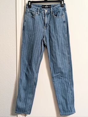 Hollister Ultra High-Rise Mom Jeans Blue Pinstripe Vintage Stretch Size 5R W27